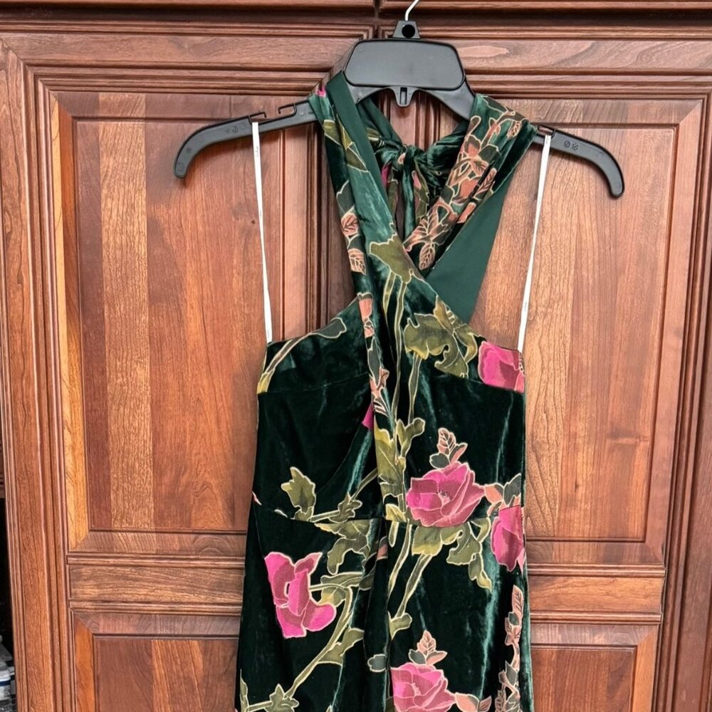 Final Price-Quick Sale-Lulus Green Burnout Floral Halter Maxi Dress - Size Large